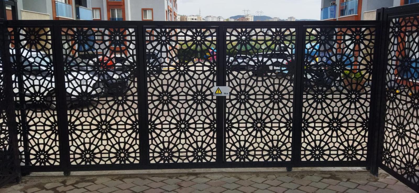 Lazer Kesim Garaj Kapısı 1